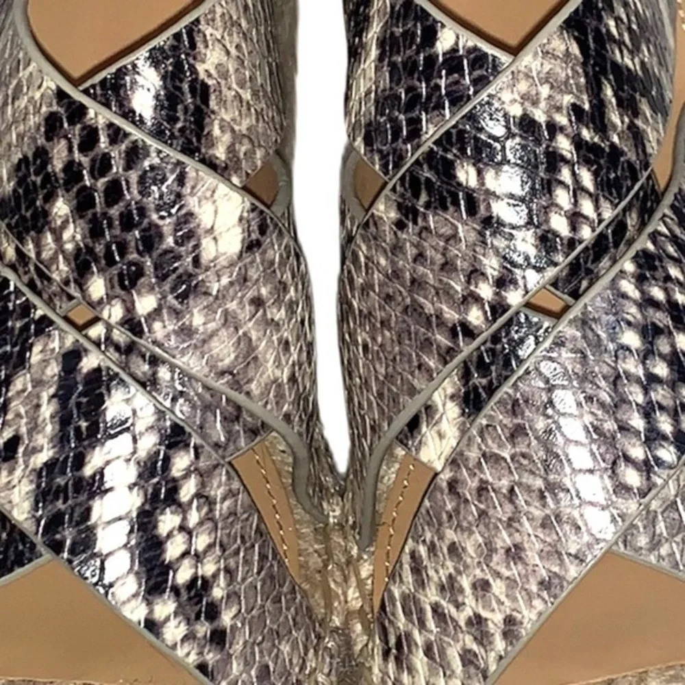 Marc Fisher size 8 leather snakeskin wedge sandals - Picture 4 of 12